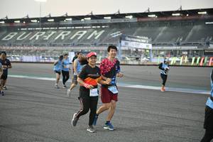 BIB: 53394
                            <button type="button" onclick="openModal(10466781)" class="btn btn-primary btn-sm float-right btn-popup" data-toggle="modal" data-target=".modal-high-quality">
                        <i class="fas fa-shopping-cart"></i> Add to Cart
                    </button>
                                            <button type="button" onclick="isThisMe(10466781, true)" class="btn btn-success btn-sm float-right btn-popup btn-isme hidden" data-toggle="tooltip" data-placement="bottom" title="นี่คือรูปของคุณใช่ไหม คลิกที่นี่เพื่อเอาเข้าอัลบั้ม">
                        <i class="fas fa-plus"></i> Add to album
                    </button>
                    <button type="button" onclick="isThisMe(10466781, false)" class="btn btn-warning btn-sm float-right btn-popup btn-isnotme hidden">
                        <i class="fas fa-ban"></i> Remove from album
                    </button>